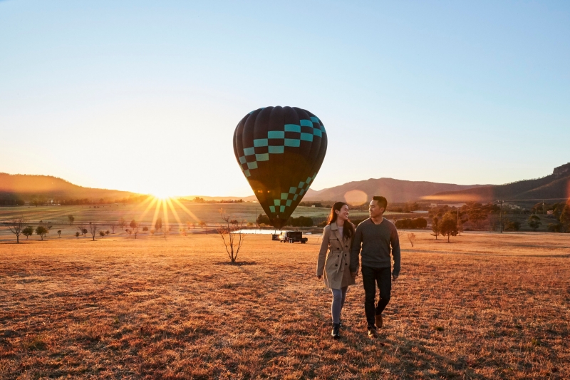 Hot air ballooning, Hunter Valley, New South Wales © Destination NSW