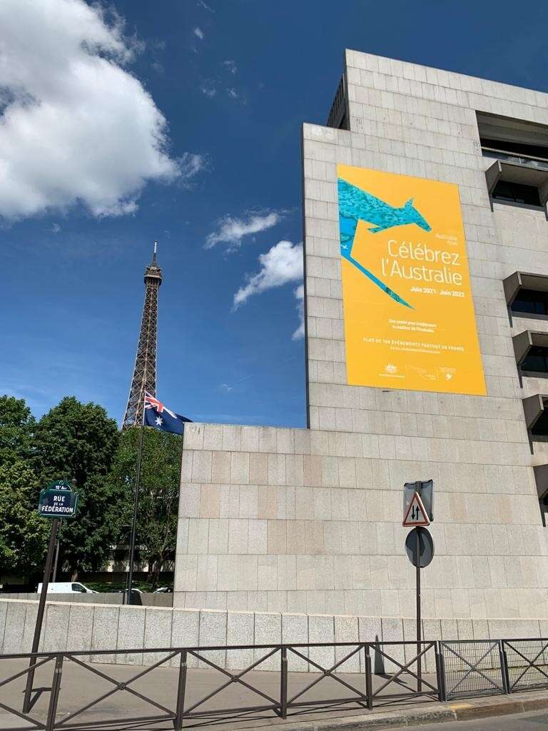 New tourism banner, Australian Embassy, Paris © Tourism Australia 