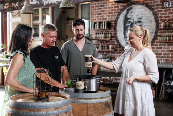 Grandad Jack's Craft Distillery © Tourism Australia