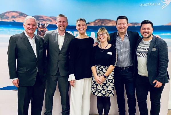 Aussie Happy Hour with New York travel trade partners  © Tourism Australia