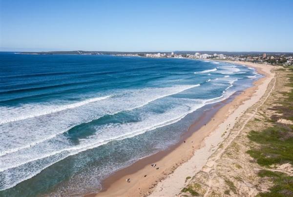 Bate Bay Beaches, New South Wales © Please credit all contributing photographers