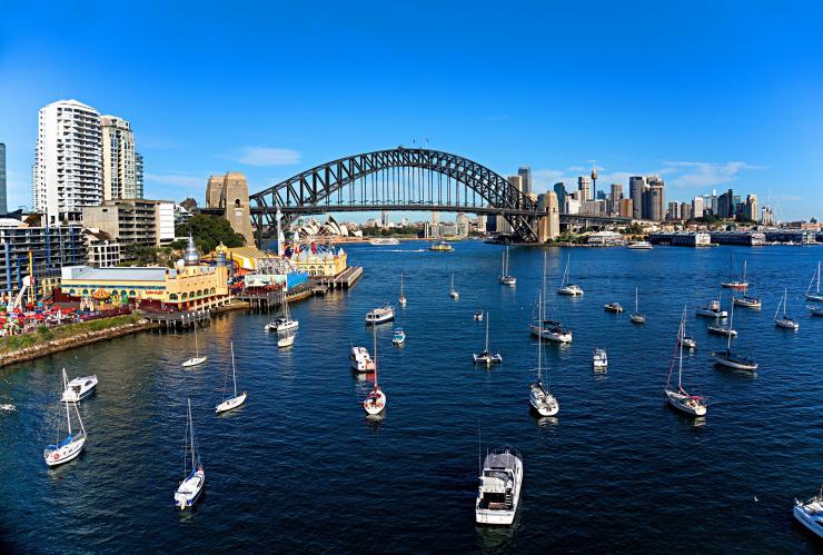 Sydney Harbour, Sydney, New South Wales © Tourism Australia Sydney Harbour, Sydney, New South Wales © Tourism Australia