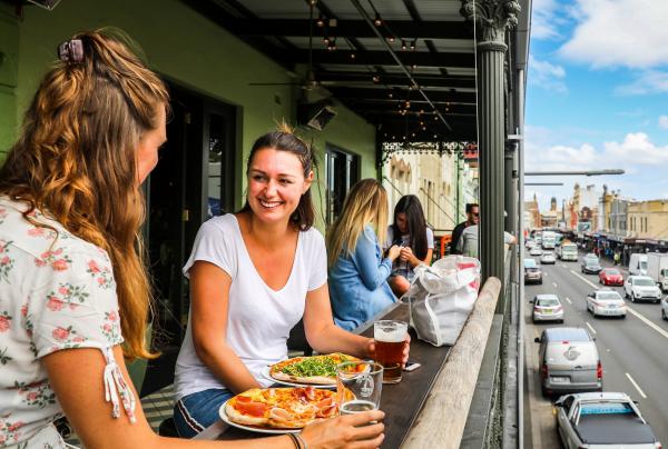 Newtown Hotel, Newtown, Sydney, New South Wales © City of Sydney, Katherine Griffiths