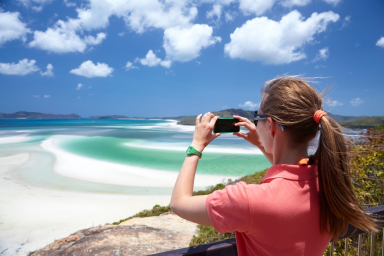 Best Jobs in the World campaign, Whitehaven Beach, Whitsunday Islands, QLD © Tourism Australia