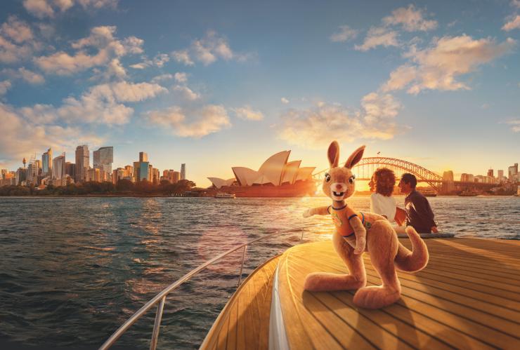 Come and Say G'day, Sydney Harbour, Sydney, New South Wales © Tourism Australia Come and Say G'day, Sydney Harbour, Sydney, New South Wales © Tourism Australia